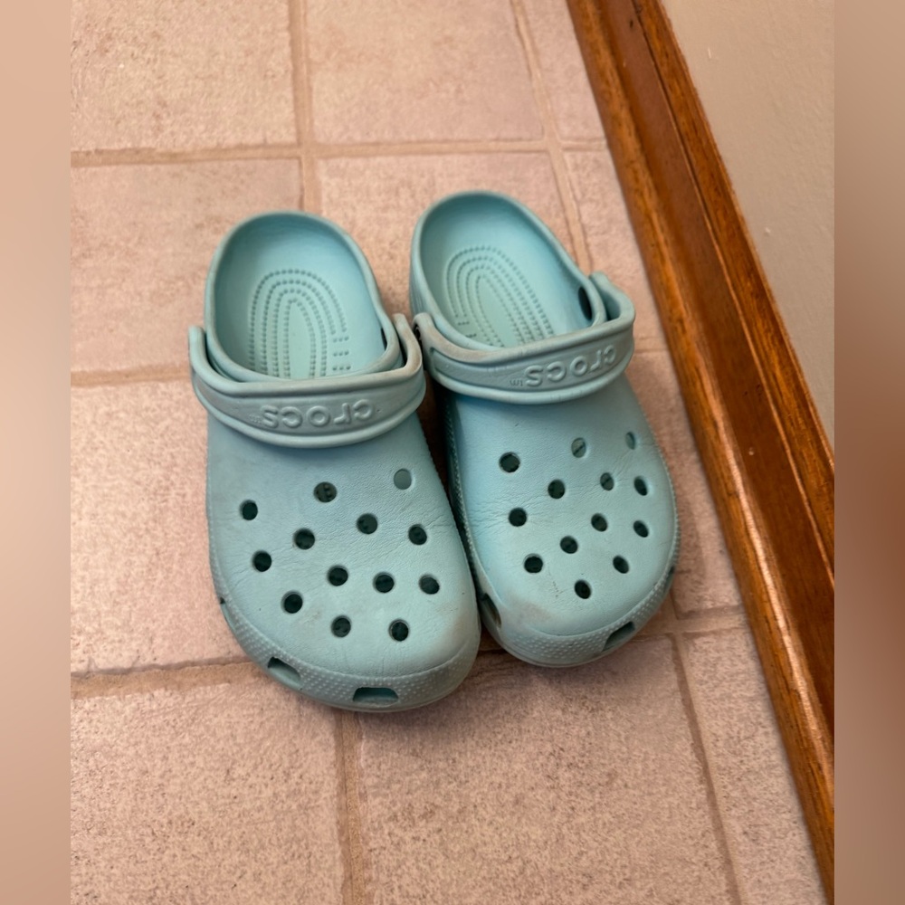 Crocs
